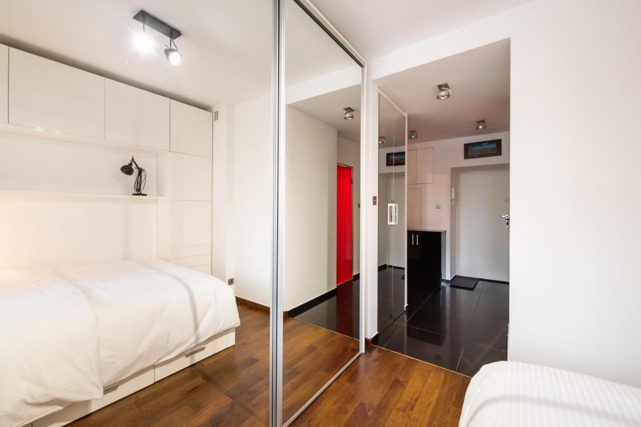 Nowolipki Red Apartment Warsaw Ngoại thất bức ảnh