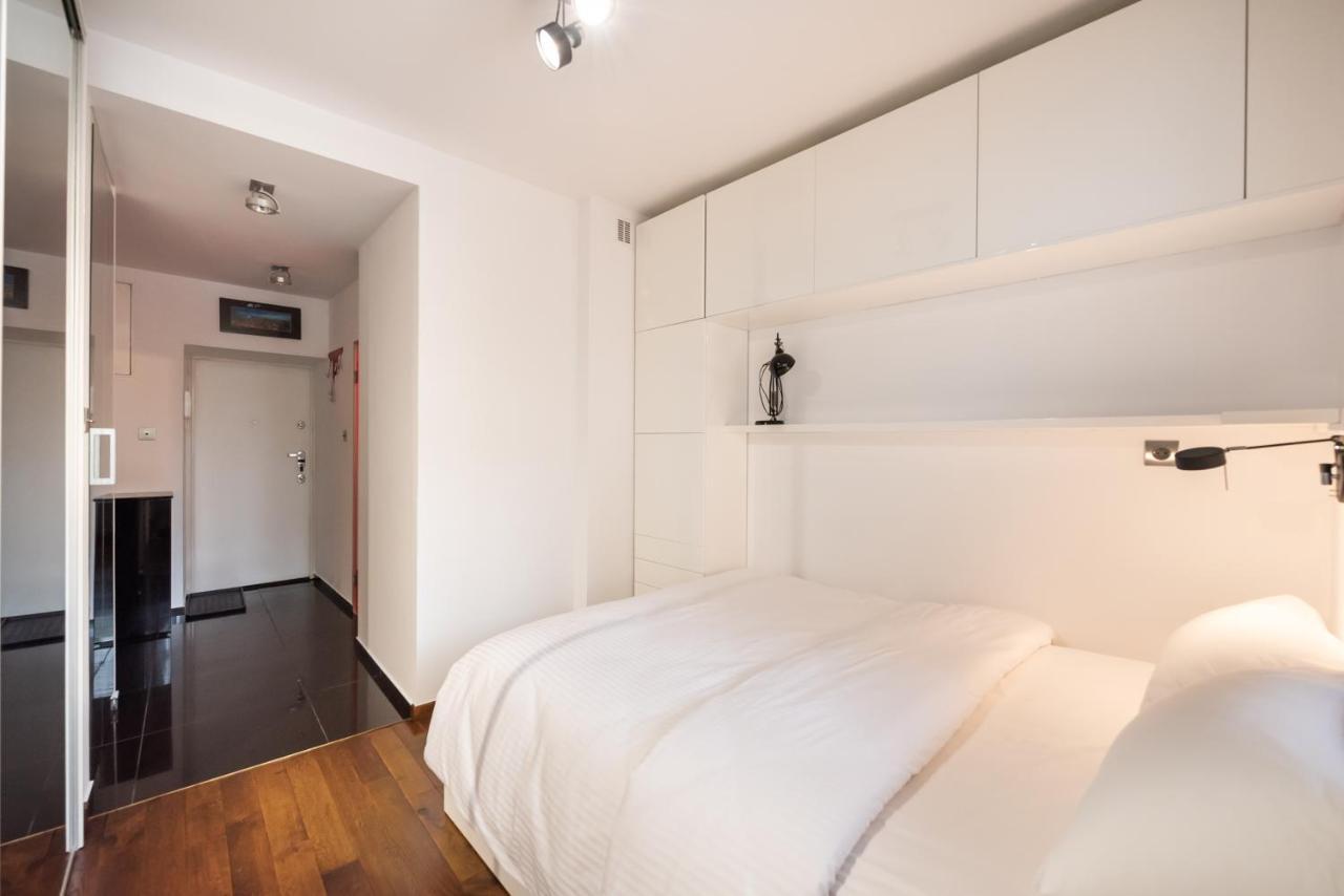 Nowolipki Red Apartment Warsaw Ngoại thất bức ảnh